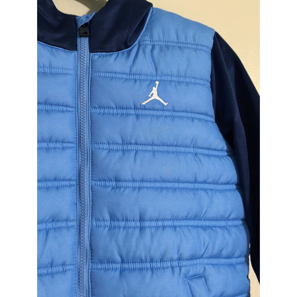 Jordan Boys Puffer Jacket Legend Blue Navy Size Medium - Picture 2 of 6
